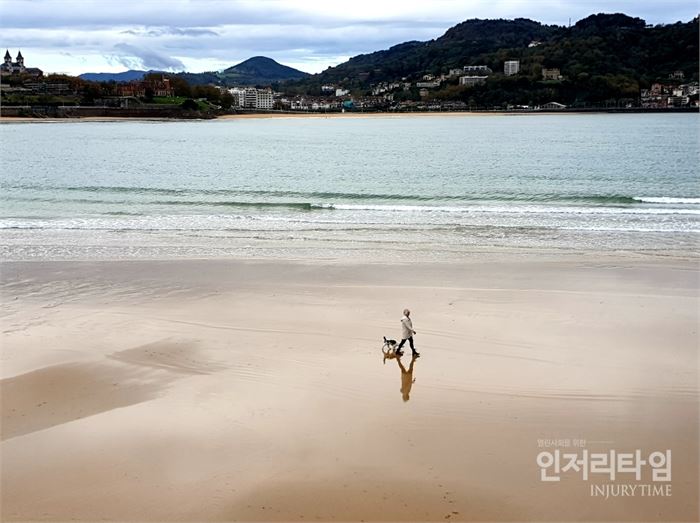 사진6: 세계적인 휴양지 산세바스티안의 해변