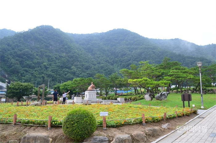 도담삼봉 주변 공원